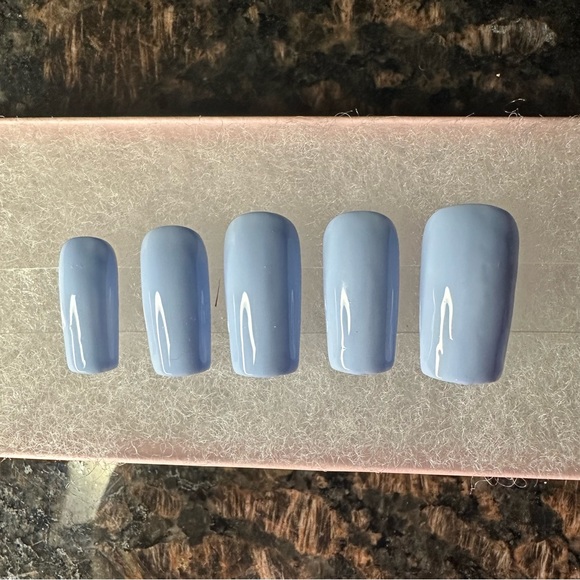 “Bri” Press On Set by LoveScottiNails - Picture 4 of 8